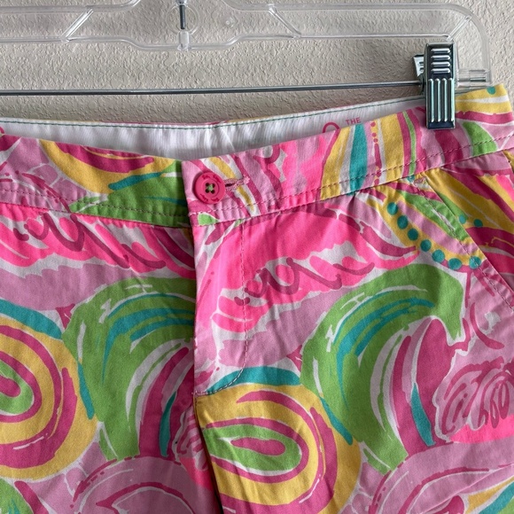 Lily Pulitzer Women's Floral Flamingo Print Scalloped Buttercup Shorts SZ 0 - Picture 5 of 9